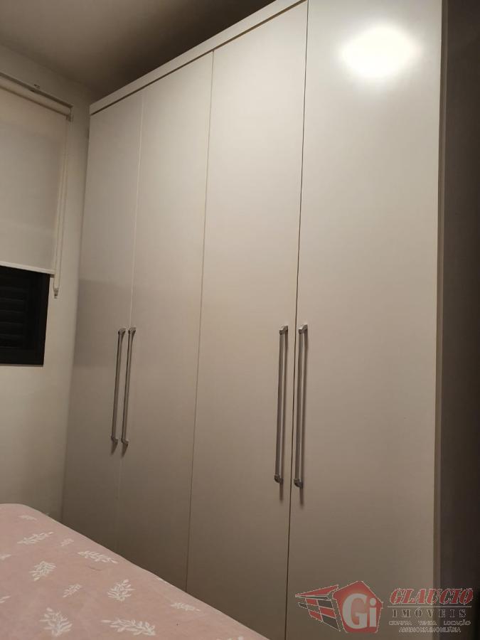 Apartamento à venda com 3 quartos, 70m² - Foto 12