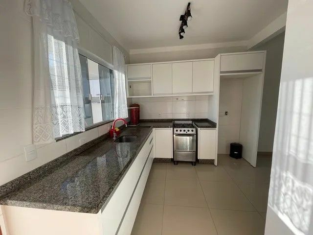 Casa para alugar com 2 quartos, 82m² - Foto 5