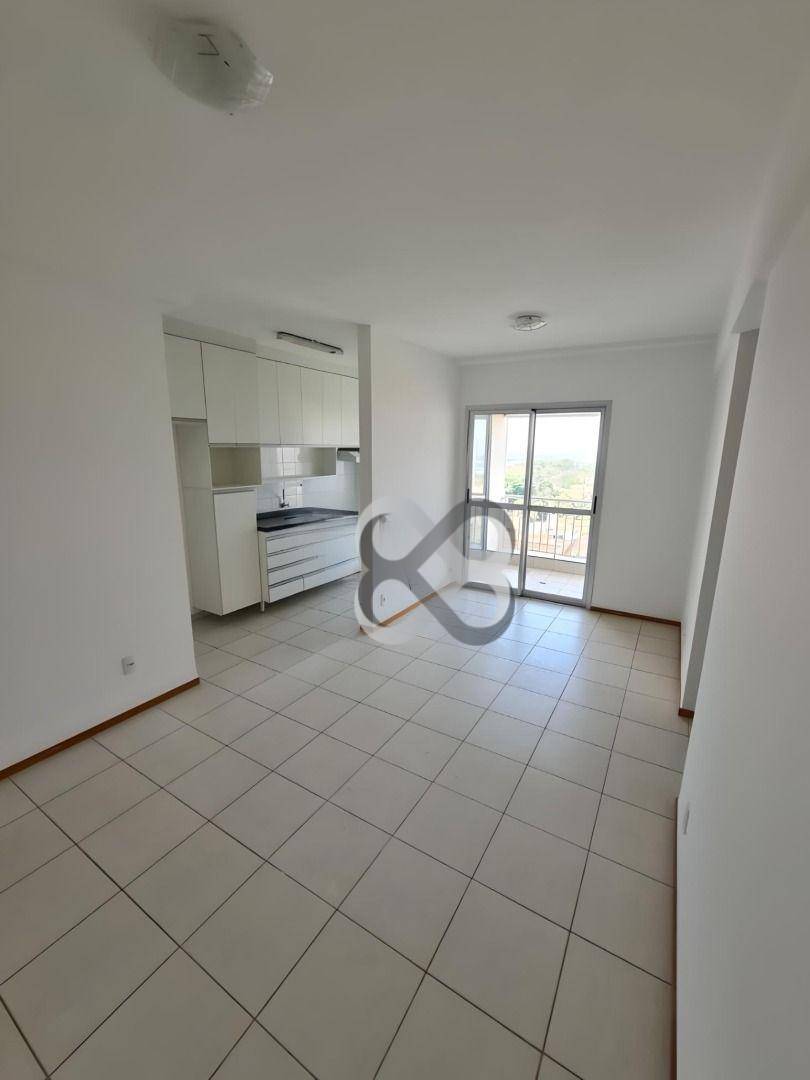 Apartamento à venda com 3 quartos, 70m² - Foto 2