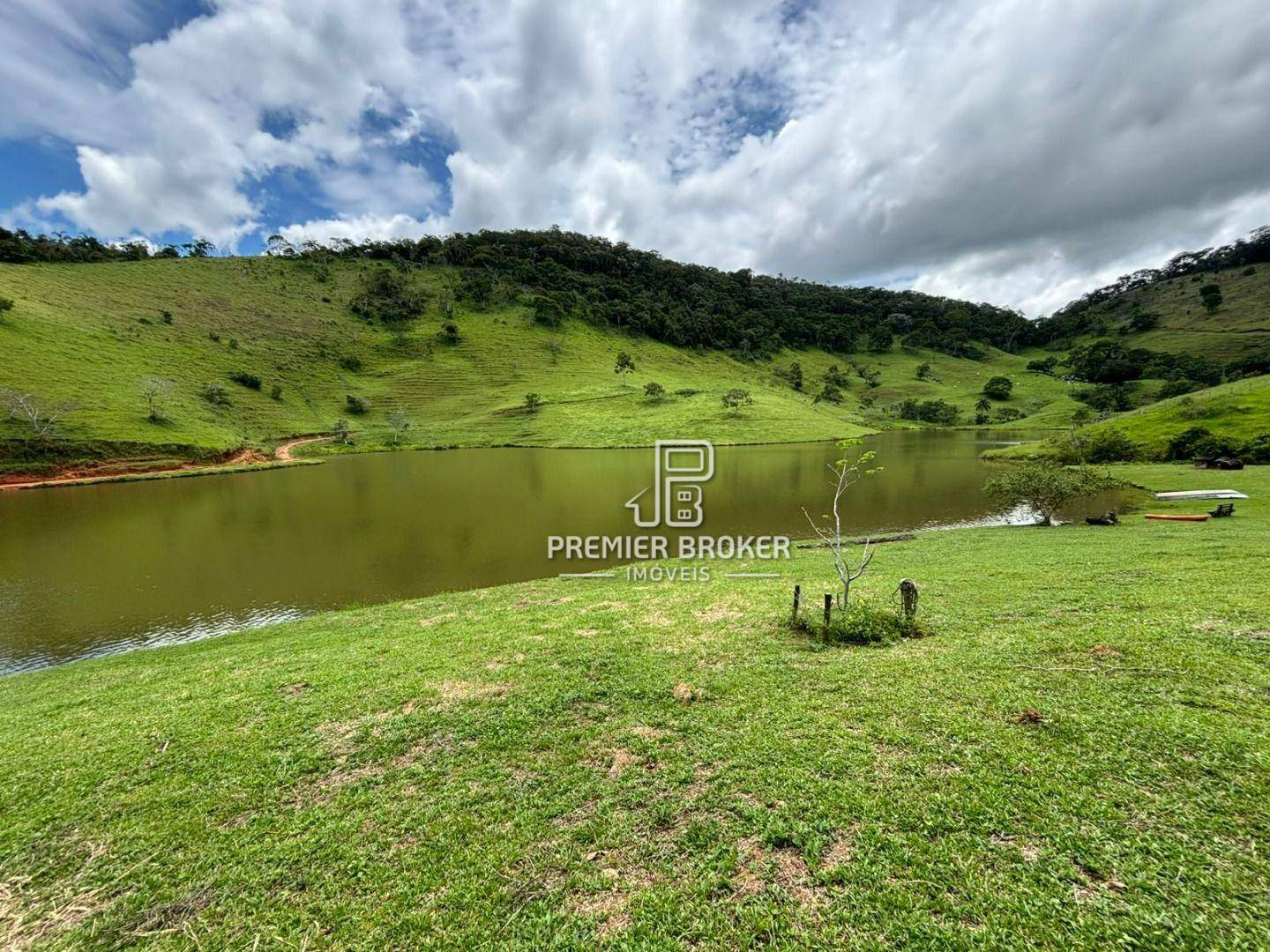 Fazenda à venda com 3 quartos, 250m² - Foto 7