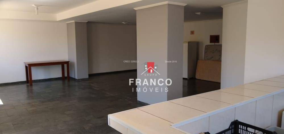 Apartamento à venda e aluguel com 2 quartos, 70m² - Foto 17