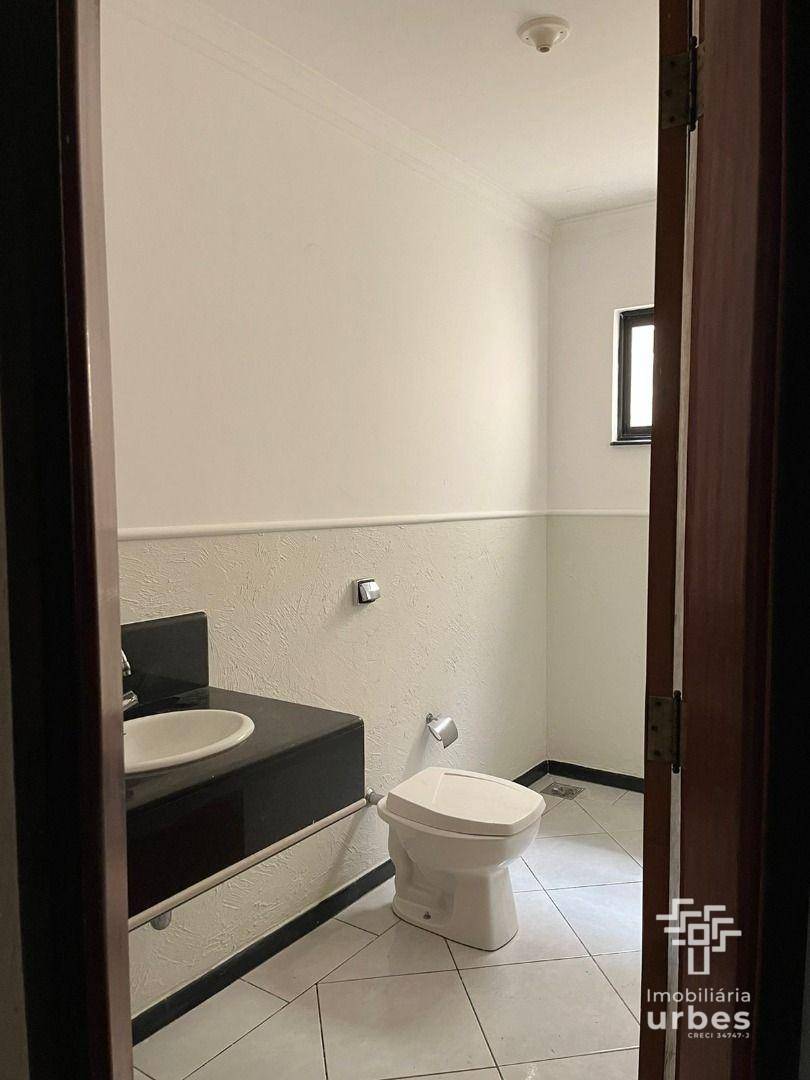 Casa para alugar com 3 quartos, 173m² - Foto 4