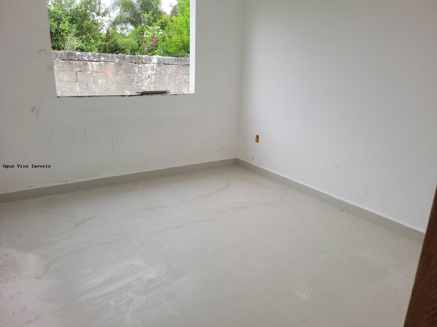 Casa à venda com 3 quartos, 200m² - Foto 7