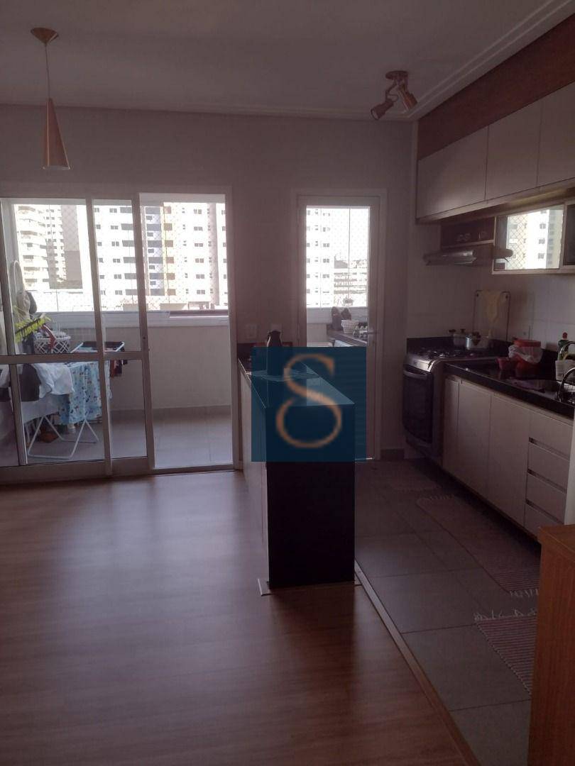 Apartamento à venda com 3 quartos, 70m² - Foto 3