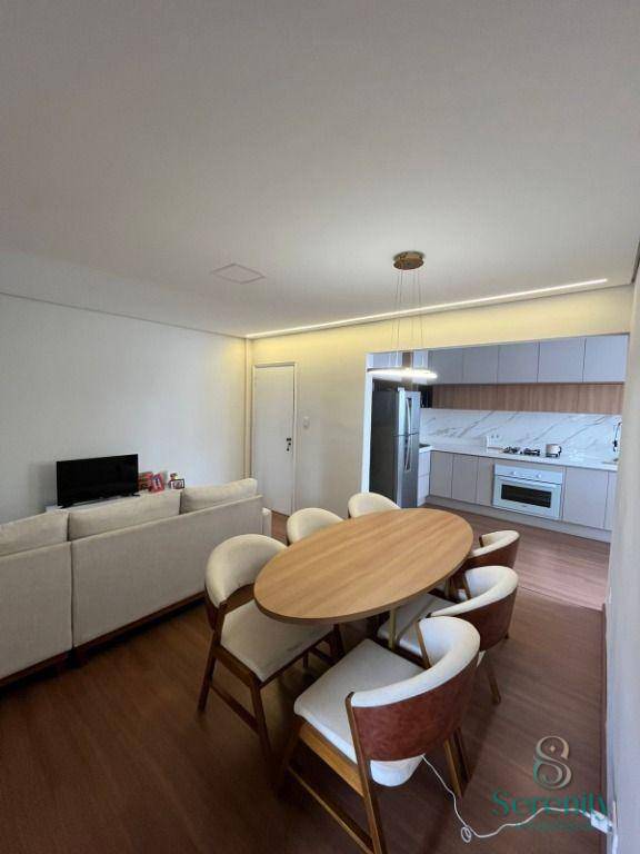 Apartamento à venda com 3 quartos, 85m² - Foto 2