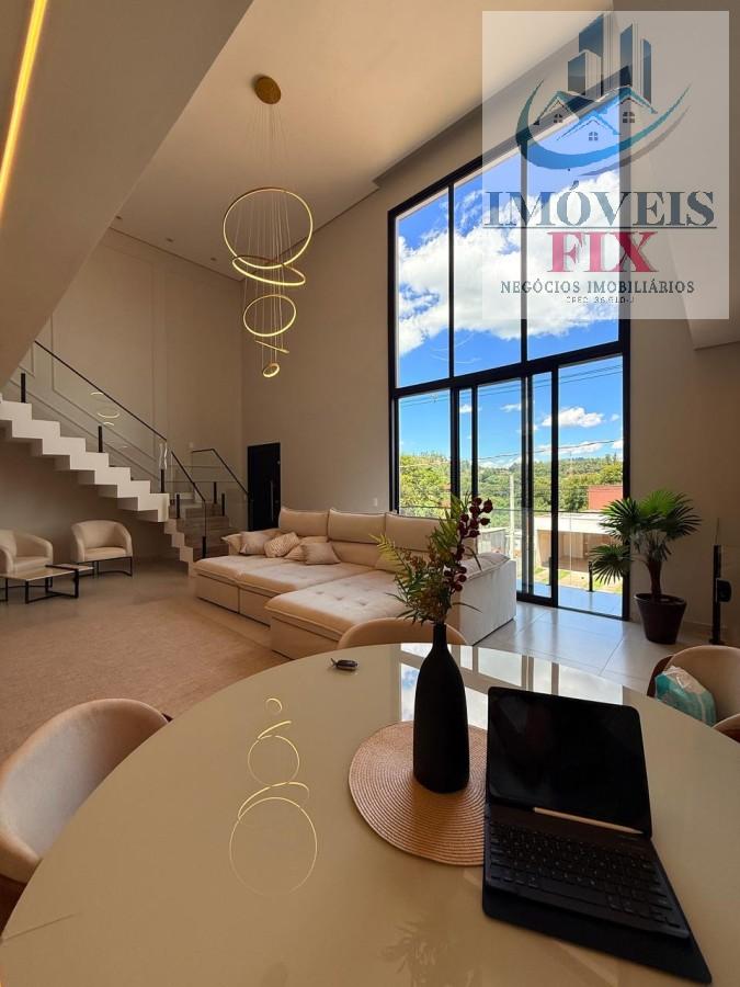 Casa de Condomínio à venda com 3 quartos, 245m² - Foto 3