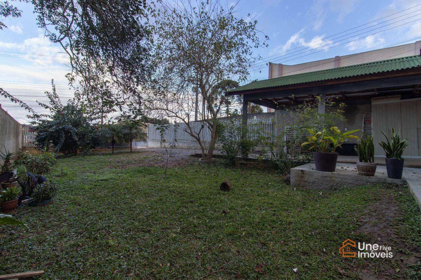 Casa à venda com 2 quartos, 70m² - Foto 1