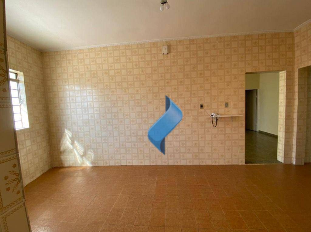 Casa à venda com 2 quartos, 150m² - Foto 5