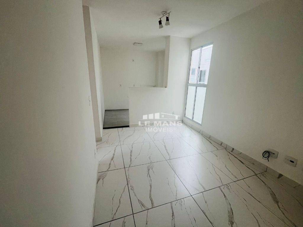 Apartamento, 2 quartos, 42 m² - Foto 2
