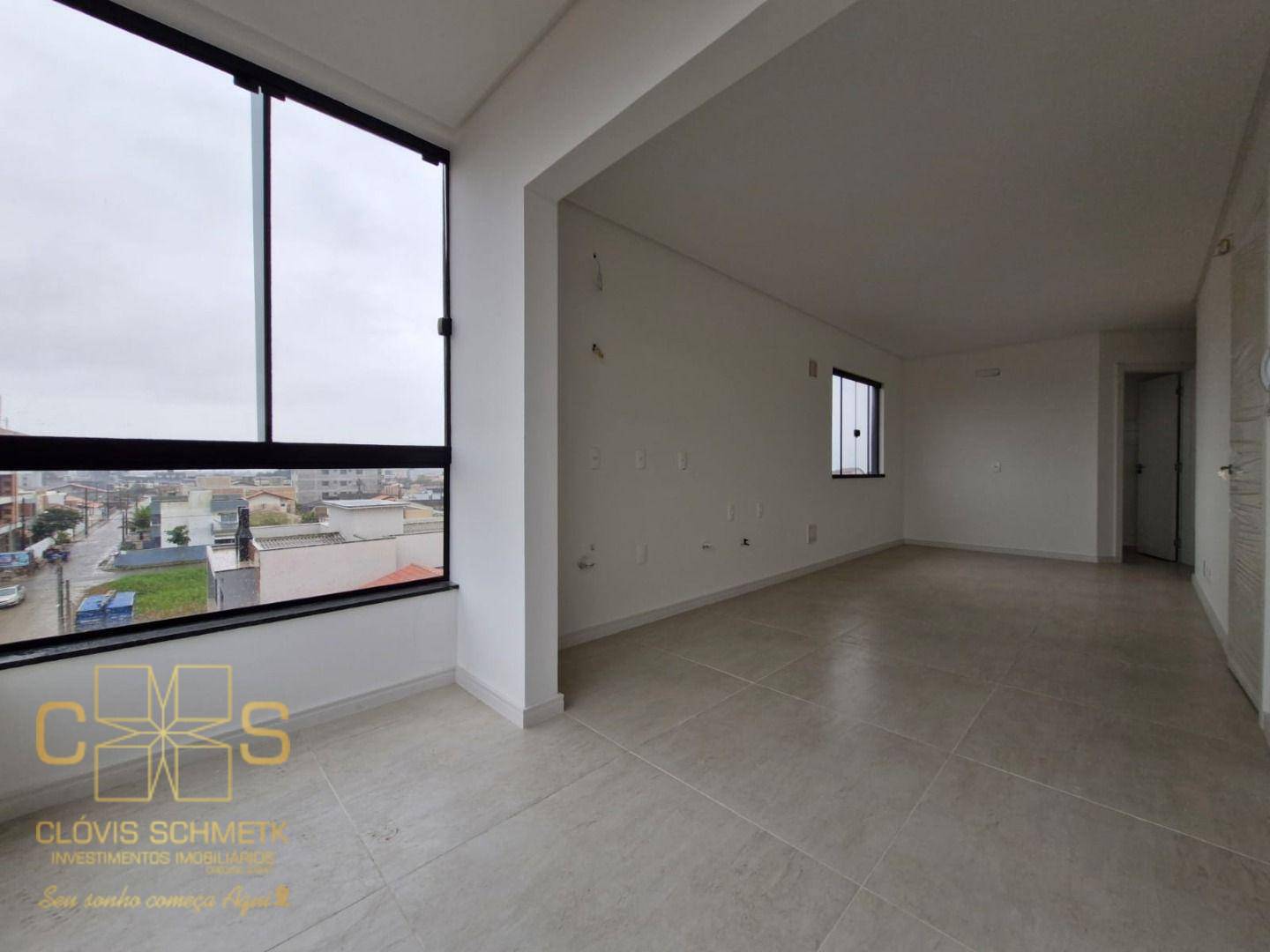 Apartamento à venda com 3 quartos, 76m² - Foto 2