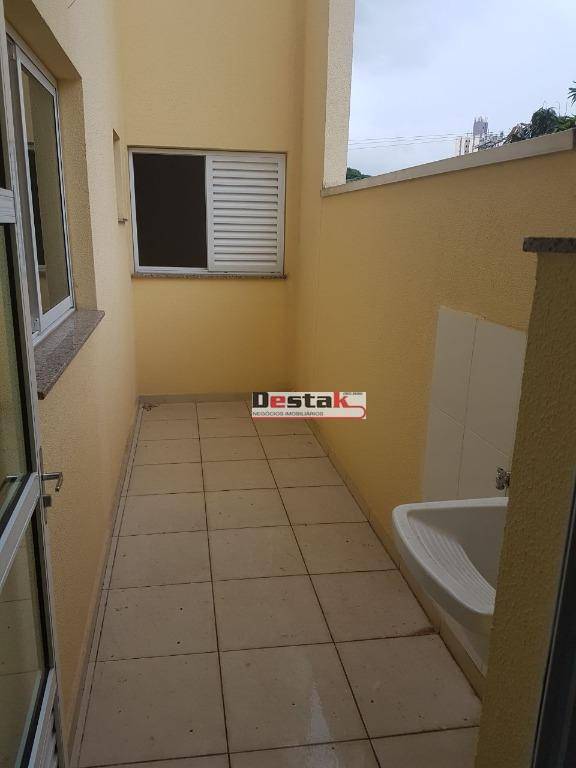 Apartamento à venda com 2 quartos, 61m² - Foto 31