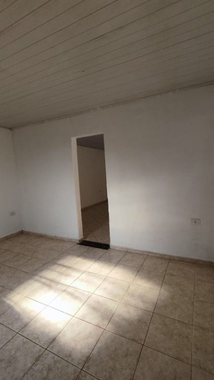 Casa para alugar com 1 quarto, 50m² - Foto 10