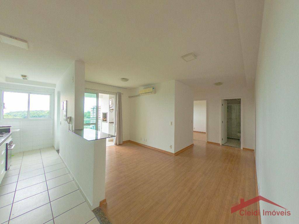 Apartamento para alugar com 2 quartos, 60m² - Foto 7