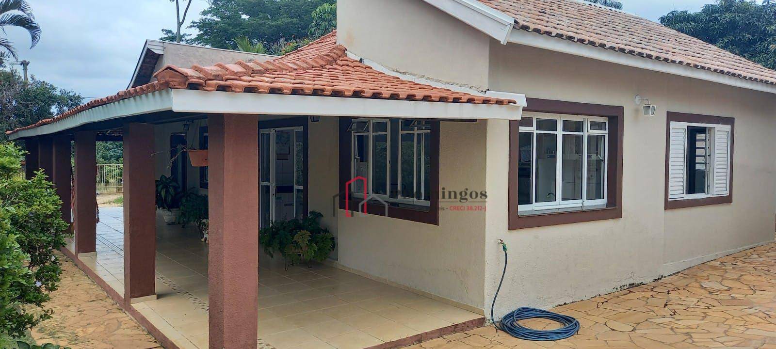 Chácara à venda com 3 quartos, 310m² - Foto 2