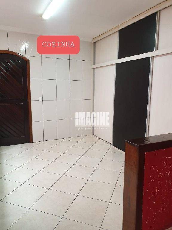 Sobrado à venda com 3 quartos, 249m² - Foto 9