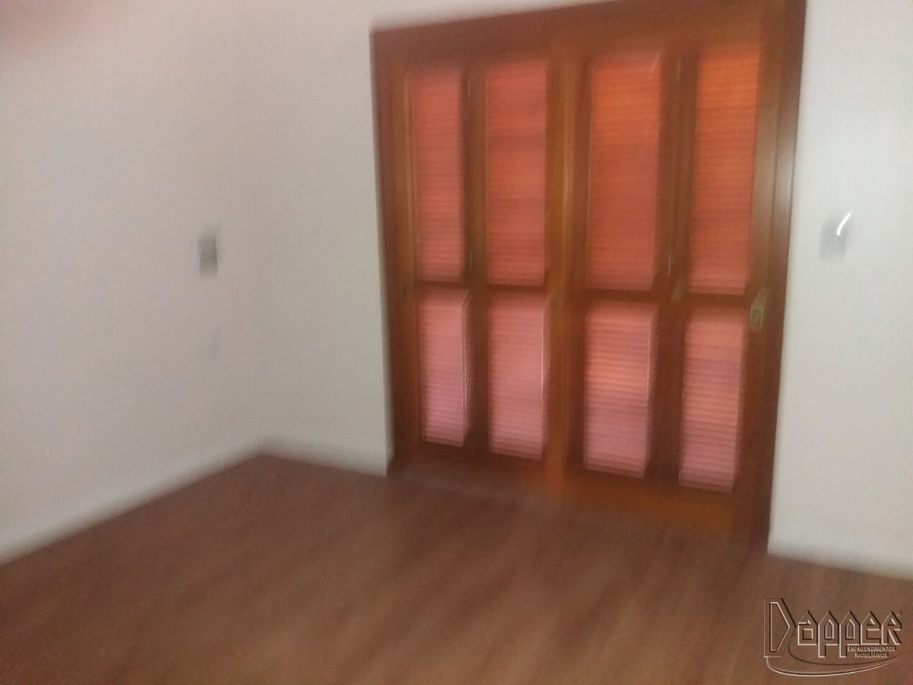 Casa à venda com 3 quartos, 200m² - Foto 7