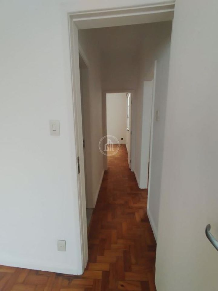 Apartamento à venda com 2 quartos, 70m² - Foto 3