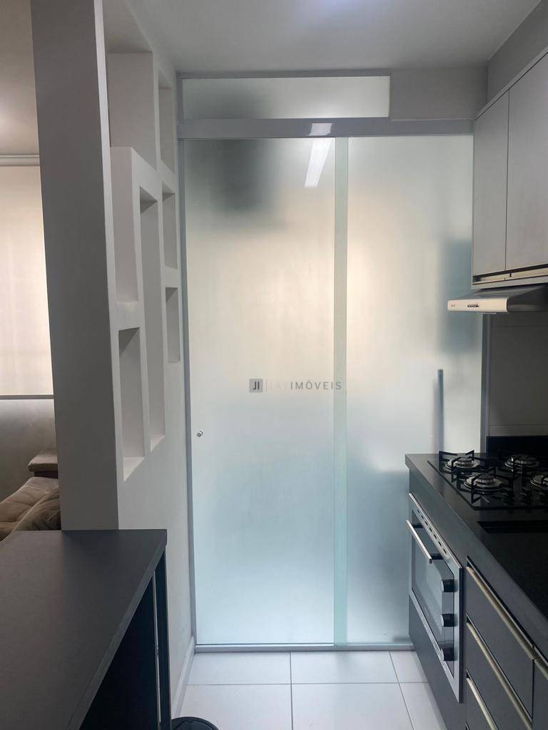 Apartamento à venda com 2 quartos, 43m² - Foto 11