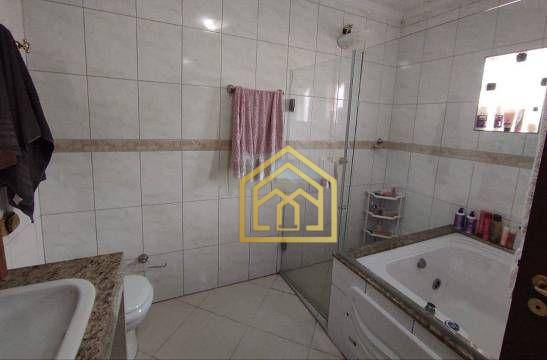 Sobrado à venda com 4 quartos, 250m² - Foto 10