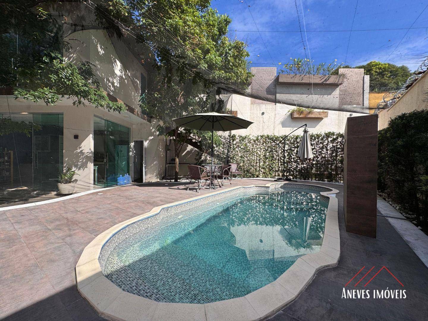 Casa de Condomínio à venda com 6 quartos, 390m² - Foto 26