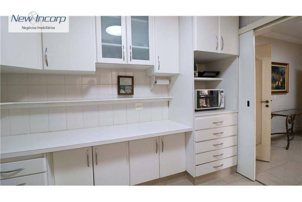 Apartamento à venda com 5 quartos, 234m² - Foto 42