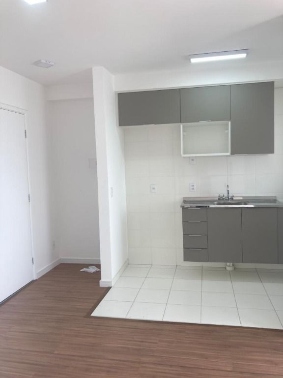 Apartamento à venda com 2 quartos, 48m² - Foto 18