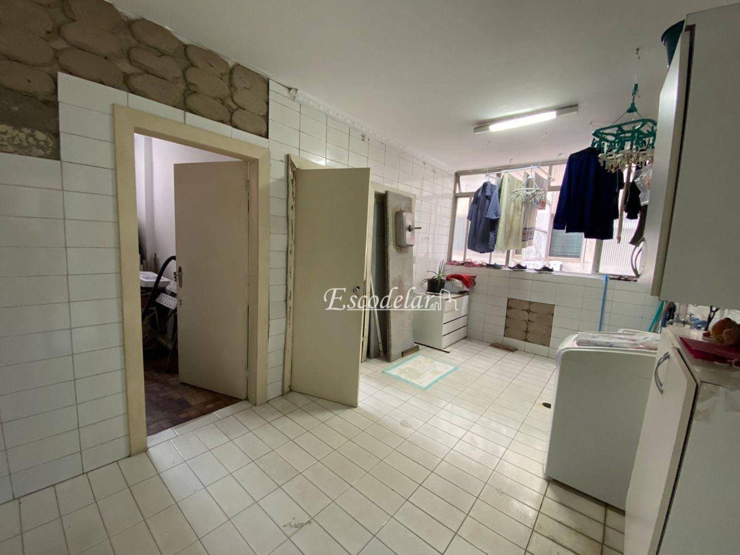 Apartamento para alugar com 3 quartos, 343m² - Foto 10