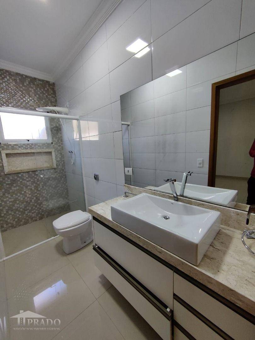 Casa para alugar com 3 quartos, 153m² - Foto 14