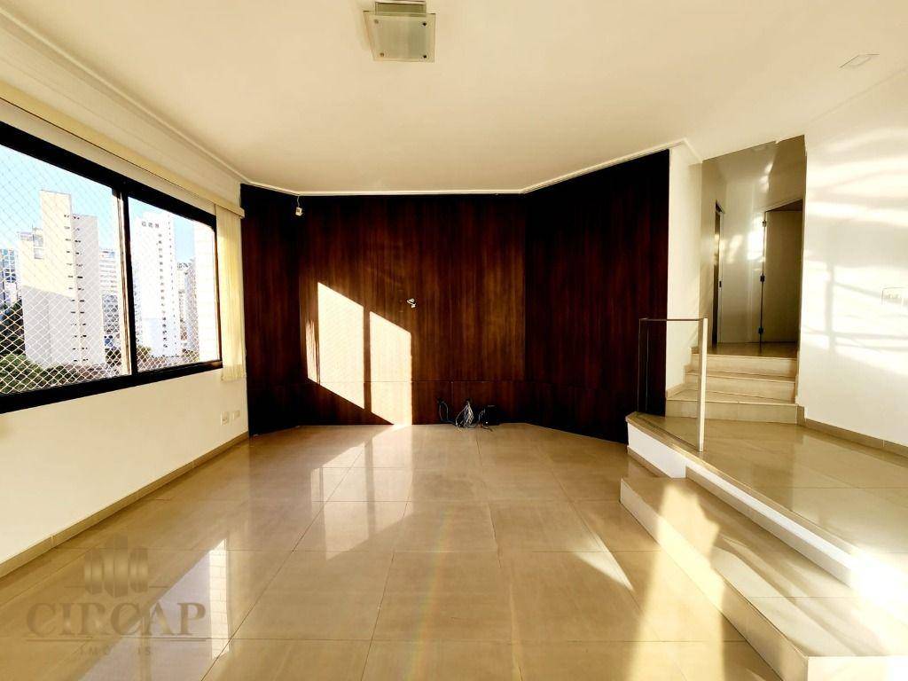 Apartamento, 3 quartos, 256 m² - Foto 4