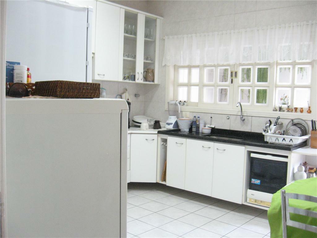 Casa à venda com 3 quartos, 400m² - Foto 16