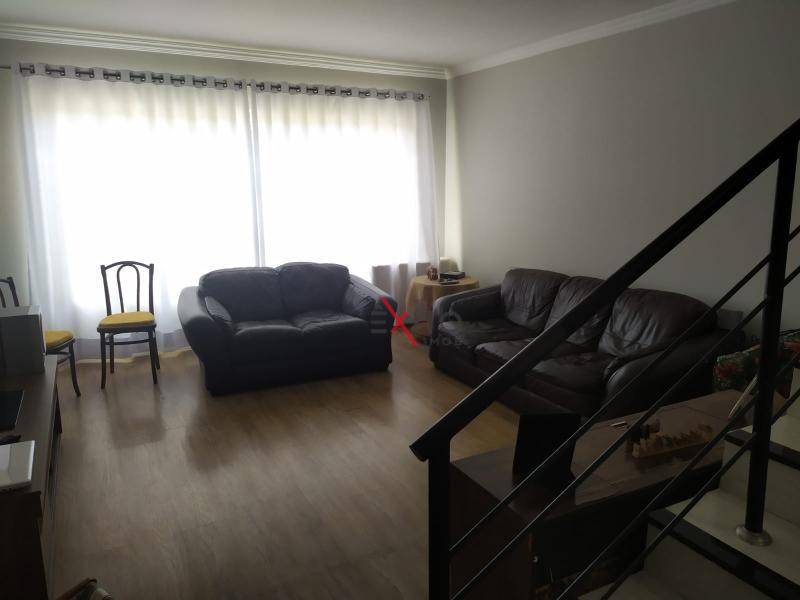 Casa à venda com 3 quartos, 227m² - Foto 8