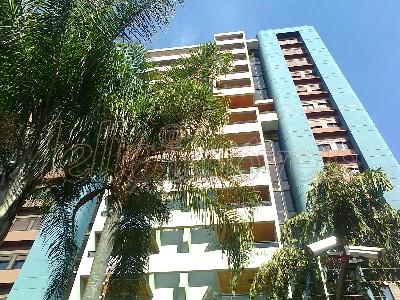 Apartamento para alugar com 3 quartos, 148m² - Foto 18