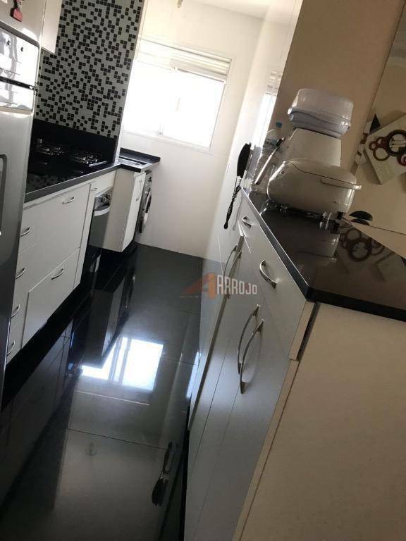 Apartamento à venda com 2 quartos, 50m² - Foto 25