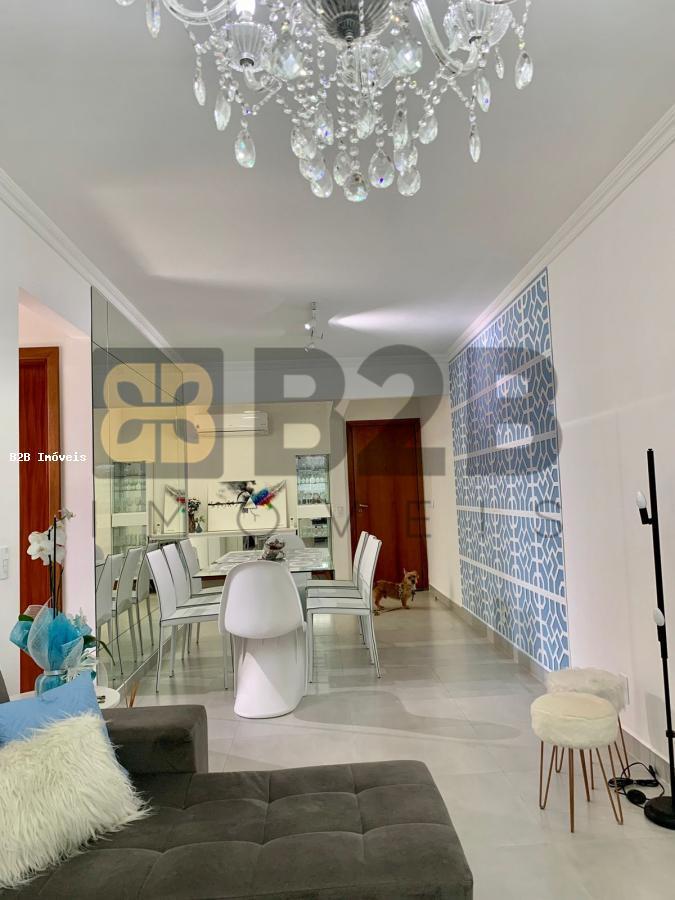 Apartamento à venda com 2 quartos, 75m² - Foto 21