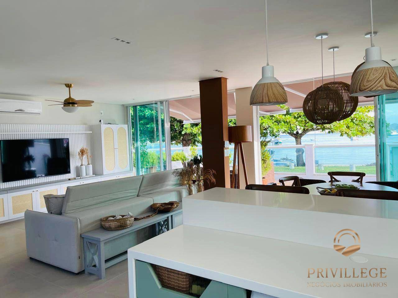 Casa, 2 quartos, 174 m² - Foto 1