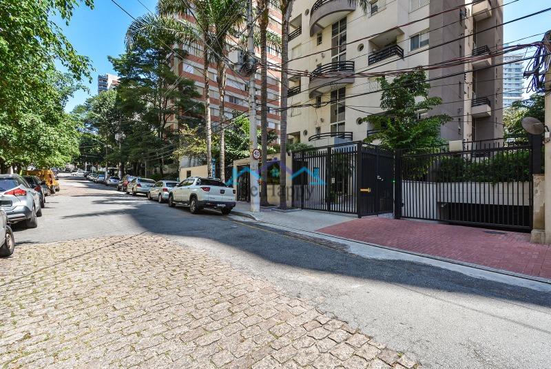 Apartamento à venda com 2 quartos, 64m² - Foto 7