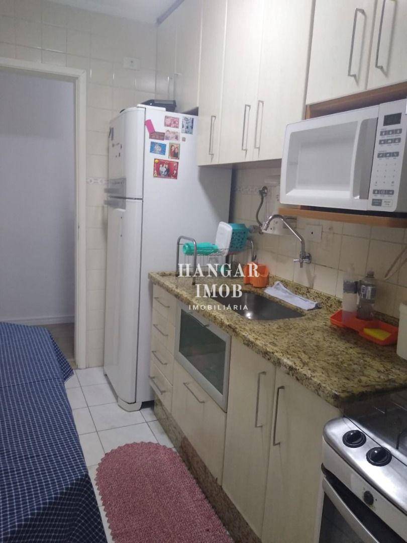 Apartamento à venda com 3 quartos, 70m² - Foto 21