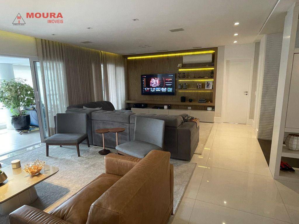 Apartamento à venda com 3 quartos, 234m² - Foto 1