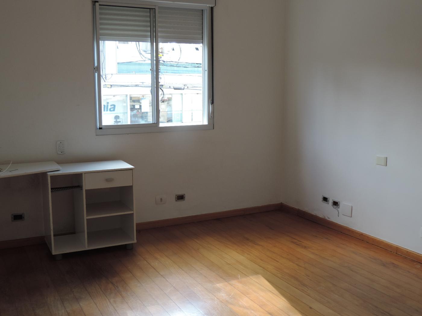 Casa à venda com 3 quartos, 230m² - Foto 13