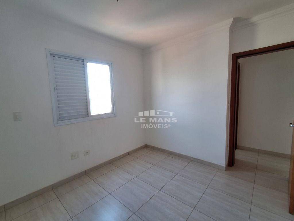 Apartamento à venda com 3 quartos, 98m² - Foto 14