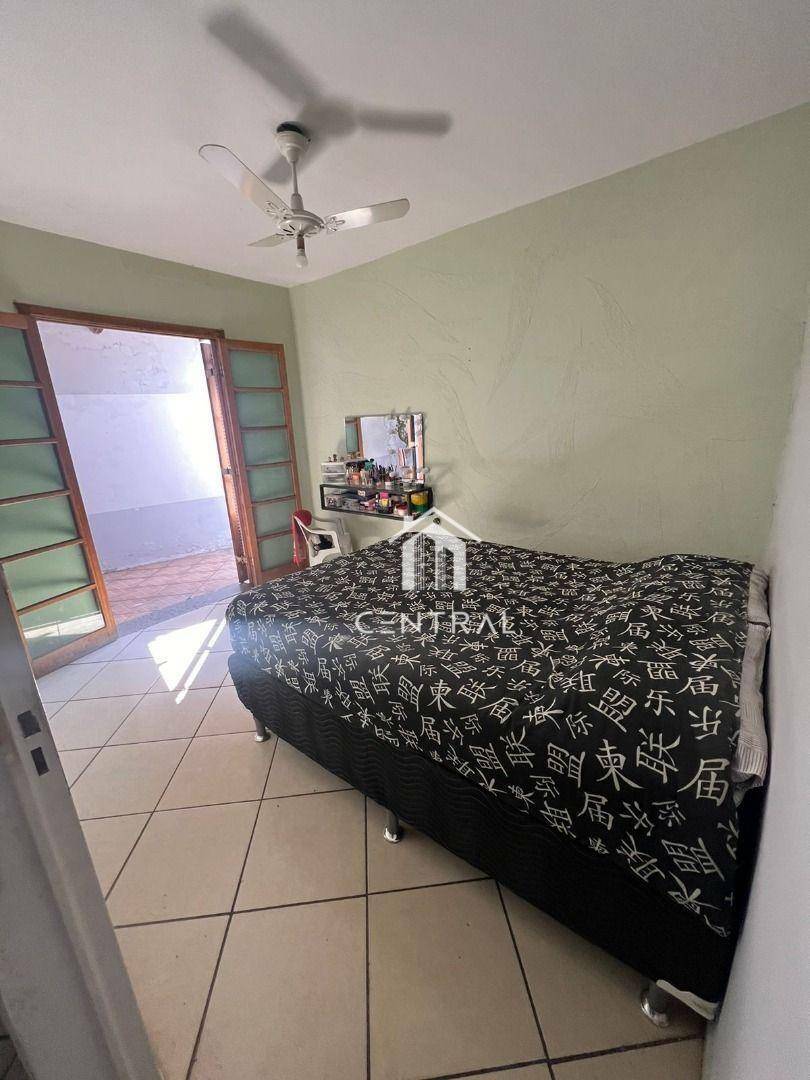 Casa à venda com 3 quartos, 199m² - Foto 5