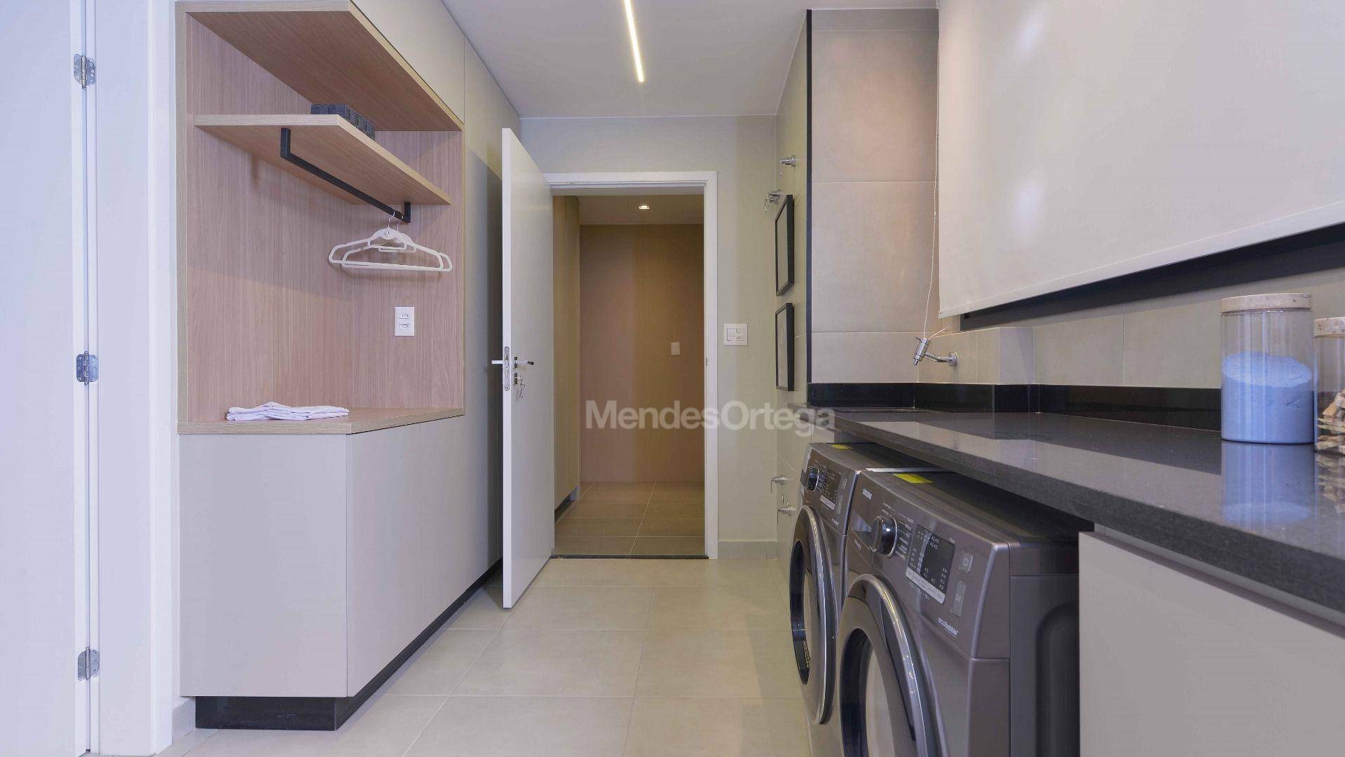 Apartamento à venda com 3 quartos, 220m² - Foto 25