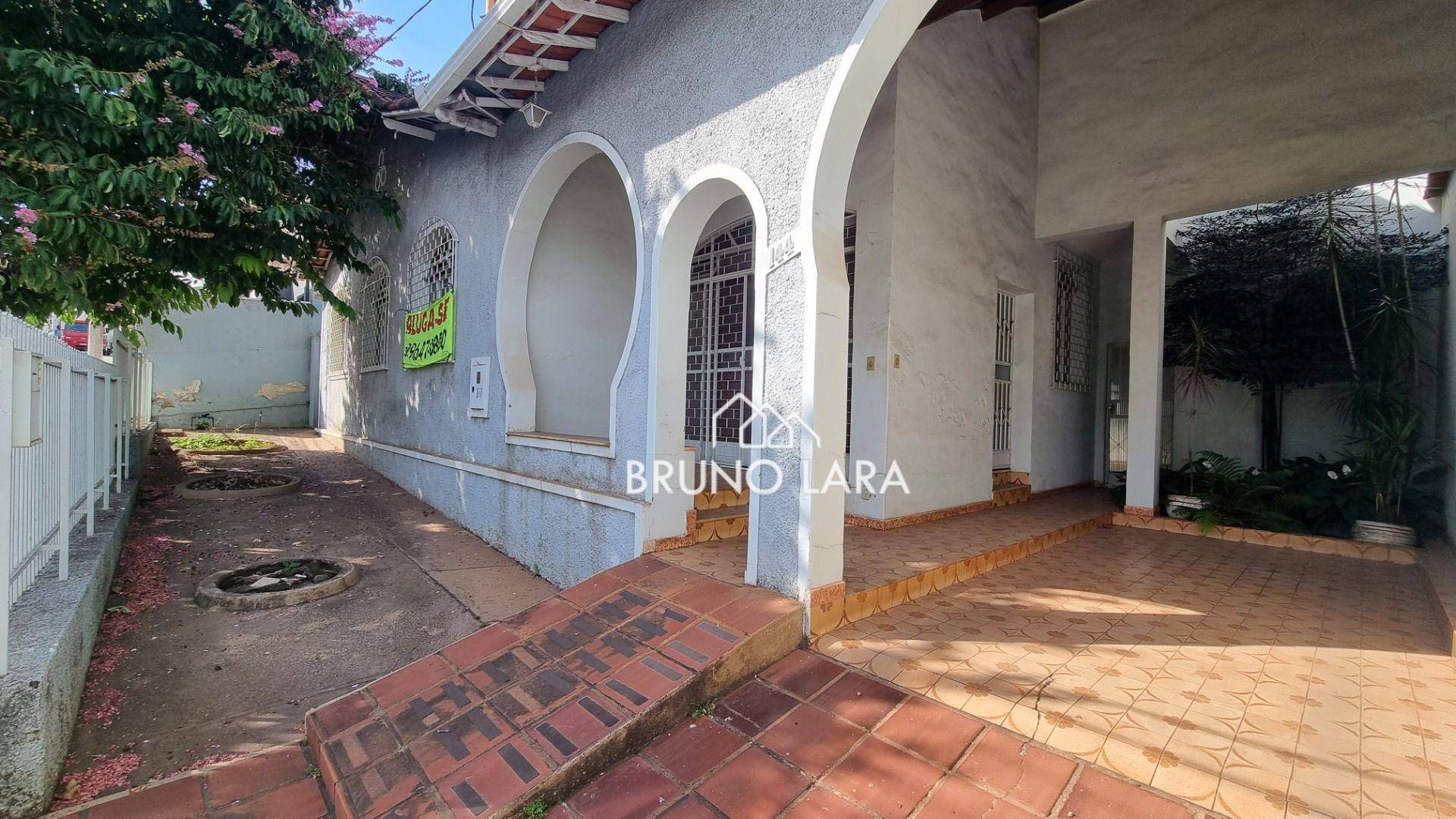 Casa, 5 quartos, 240 m² - Foto 2