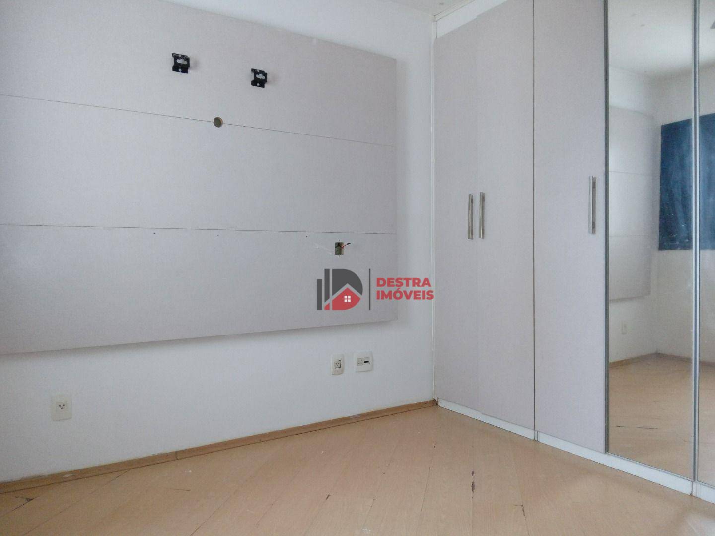 Apartamento para alugar com 3 quartos, 78m² - Foto 13