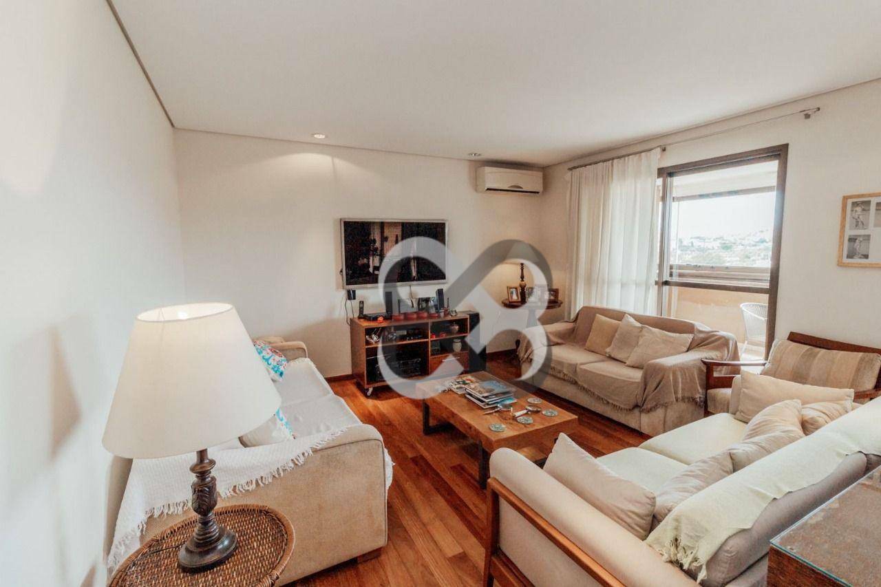 Apartamento à venda com 3 quartos, 217m² - Foto 9