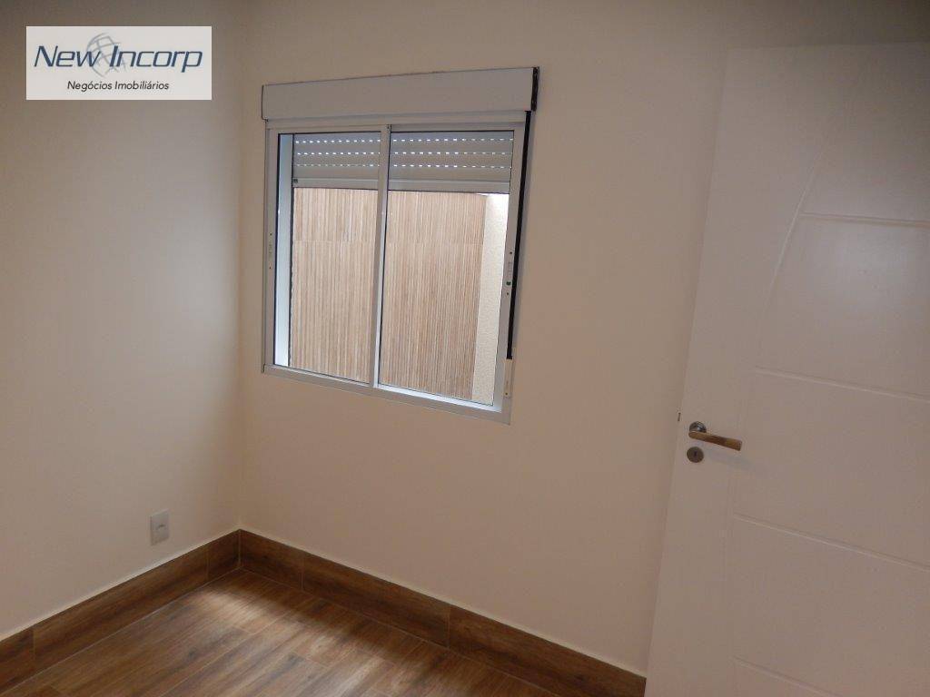 Sobrado à venda com 3 quartos, 200m² - Foto 35