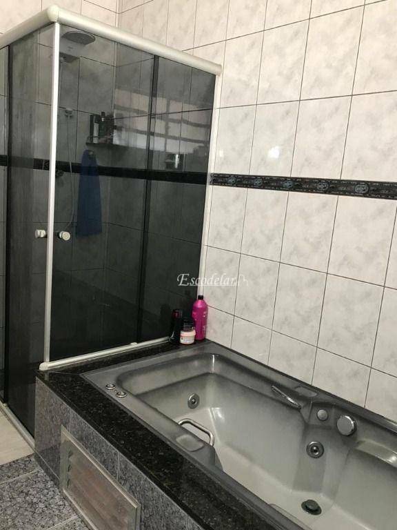 Sobrado à venda com 3 quartos, 228m² - Foto 17