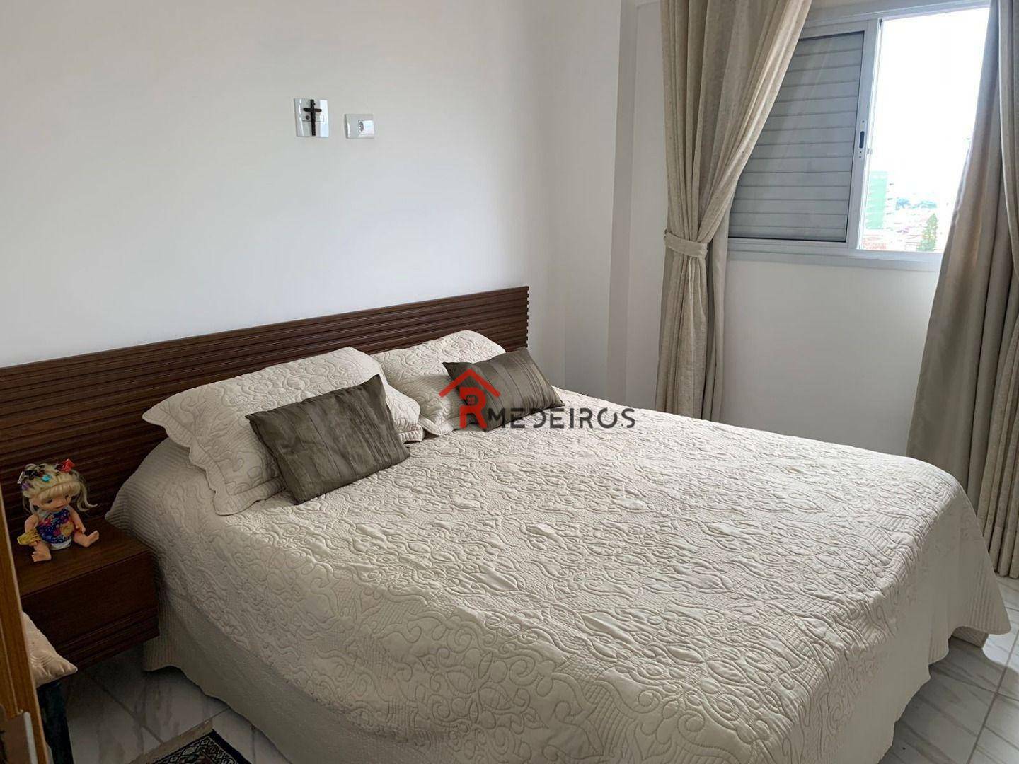 Apartamento à venda com 2 quartos, 67m² - Foto 12