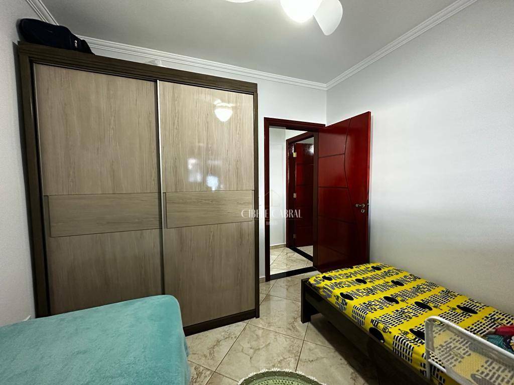 Casa à venda com 2 quartos, 200m² - Foto 17