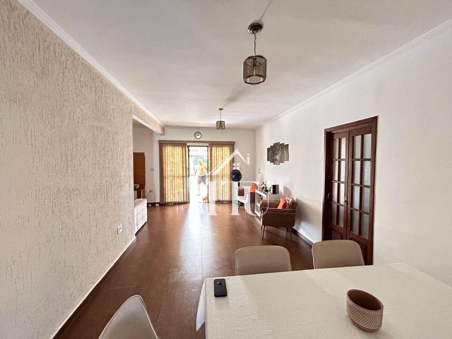 Chácara à venda e aluguel com 6 quartos, 288m² - Foto 8